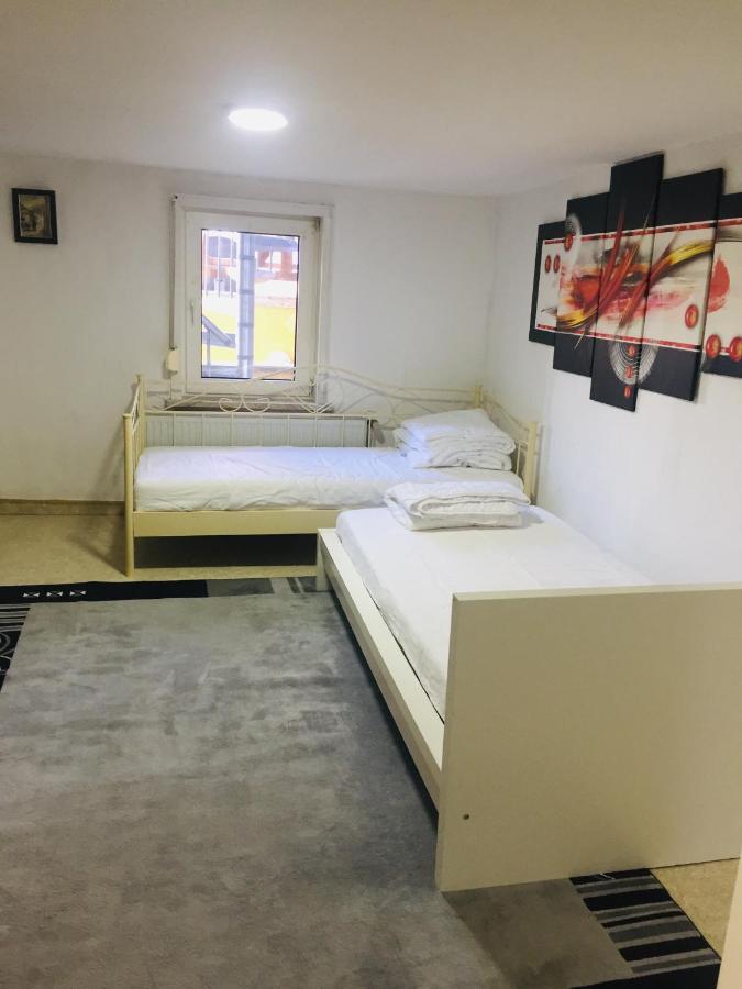 Monteurwohnung, 2 Zimmer, Kueche,Bad Staufenberg  Exterior photo