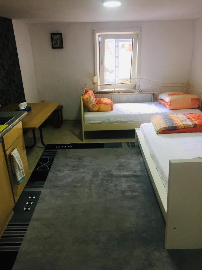 Monteurwohnung, 2 Zimmer, Kueche,Bad Staufenberg  Exterior photo